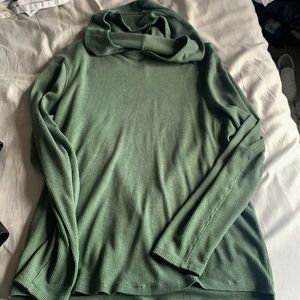 Men’s waffles pull over